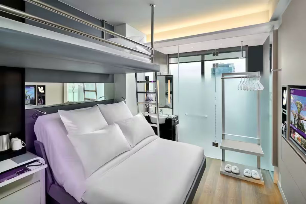 hotel berteknologi