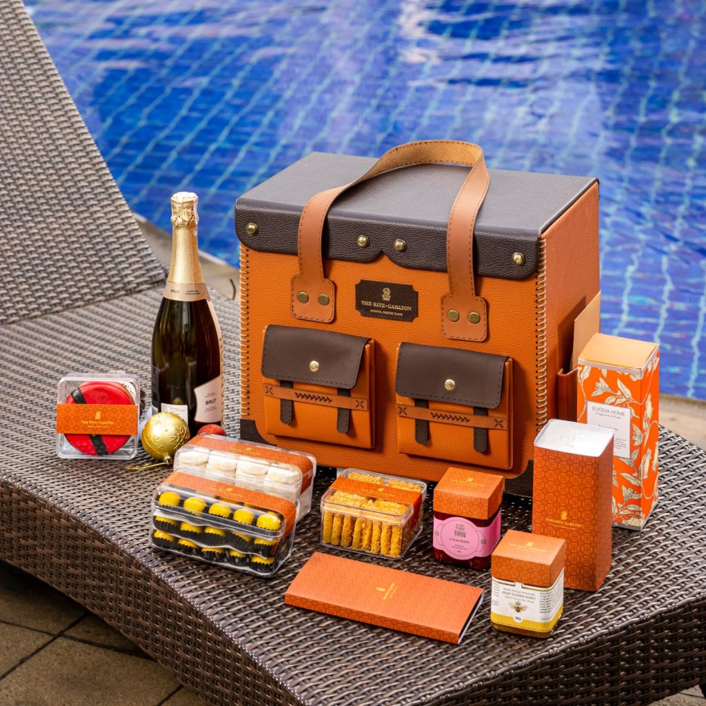 the ritz-carlton jakarta