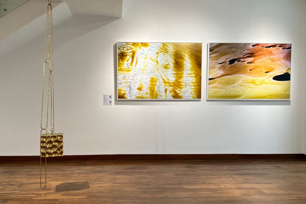 unbound: resonating light