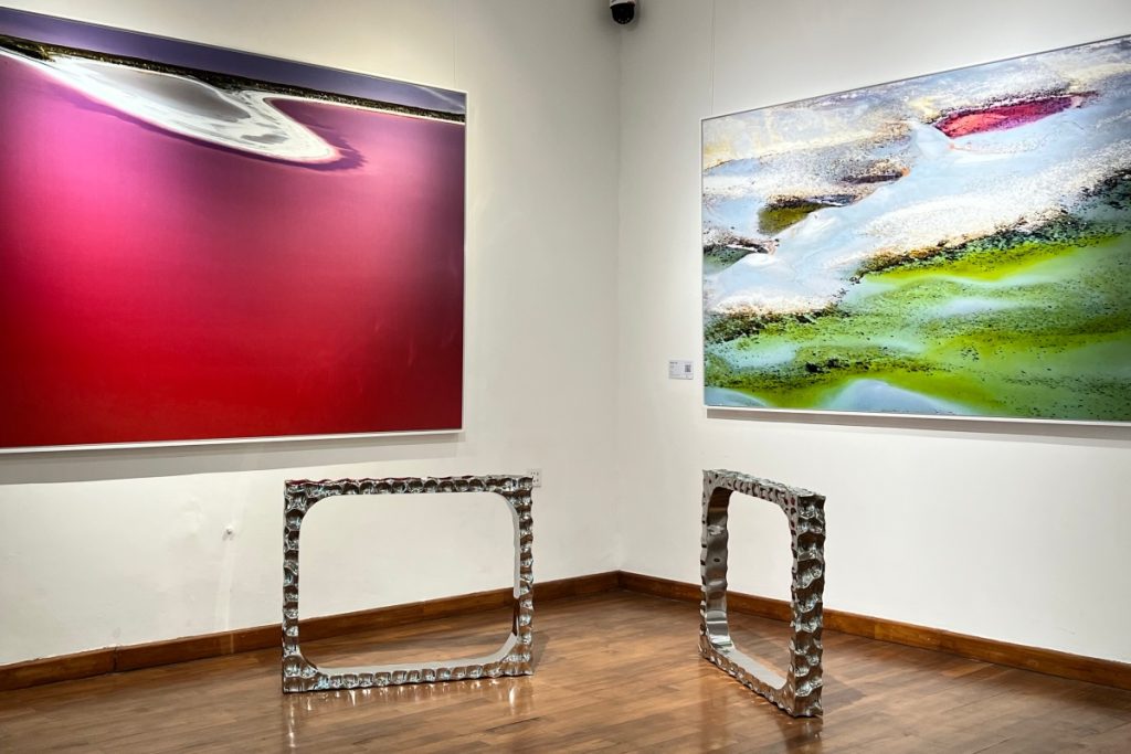 unbound: resonating light