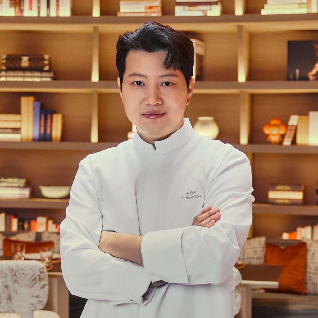 le cafe louis vuitton